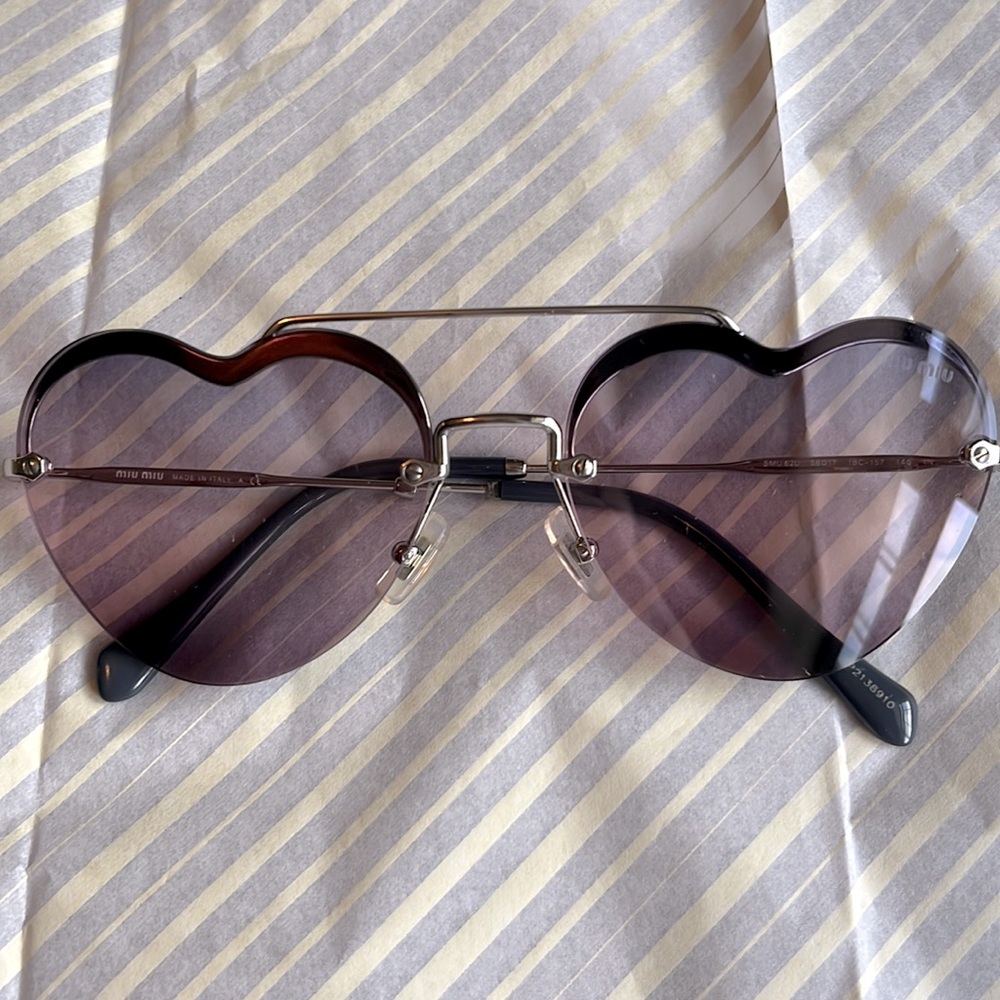 MIU MIU Sunglasses